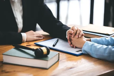 Tus Abogados de Accidentes Auto y Trabajo en Joliet